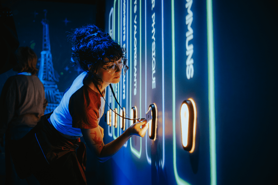 An interactive journey image
